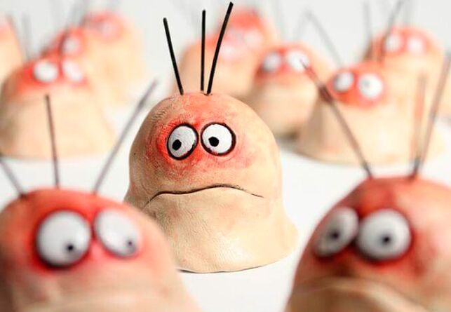 figurine symbolizing warts